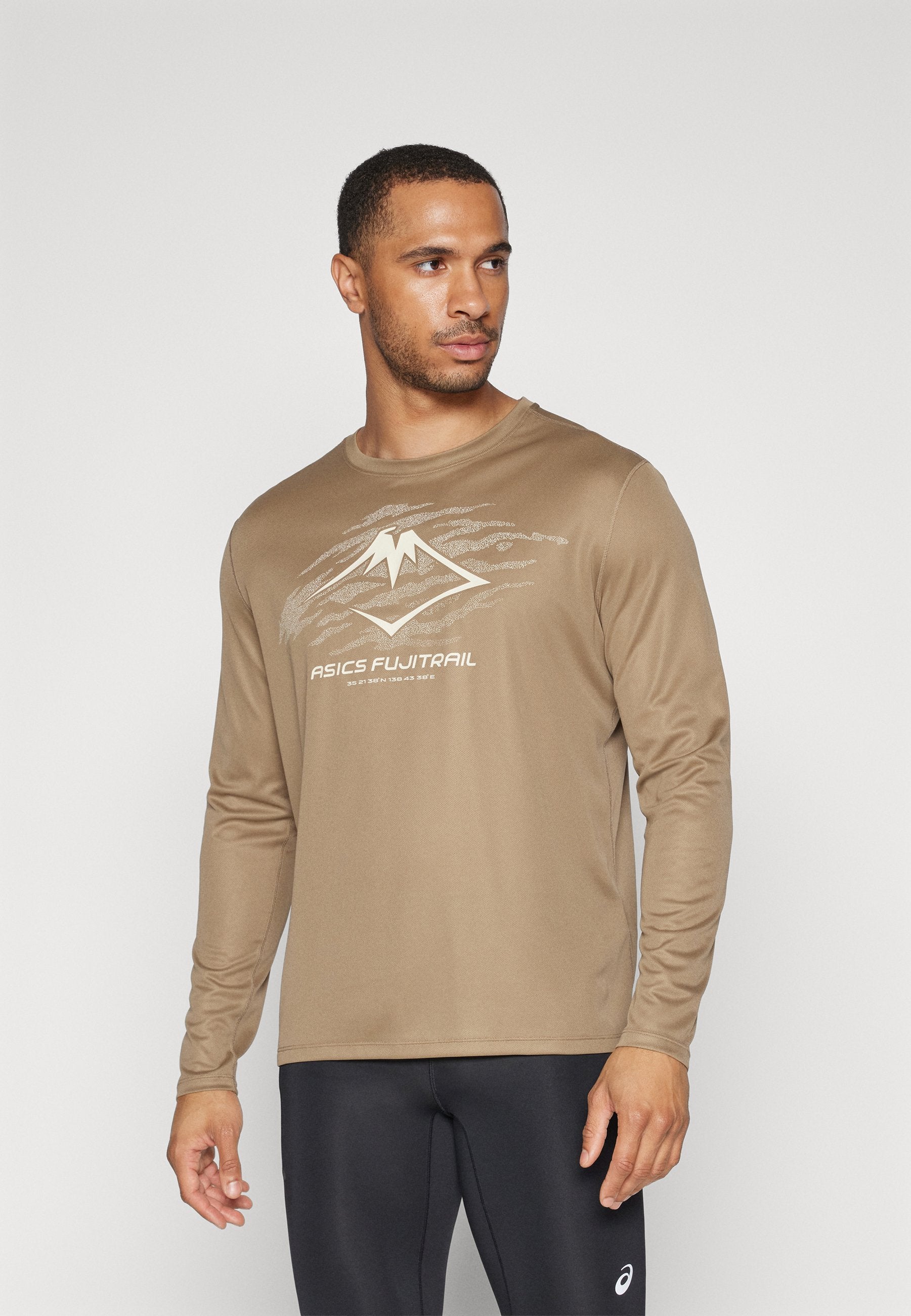 ASICS FUJITRAIL LOGO TOP