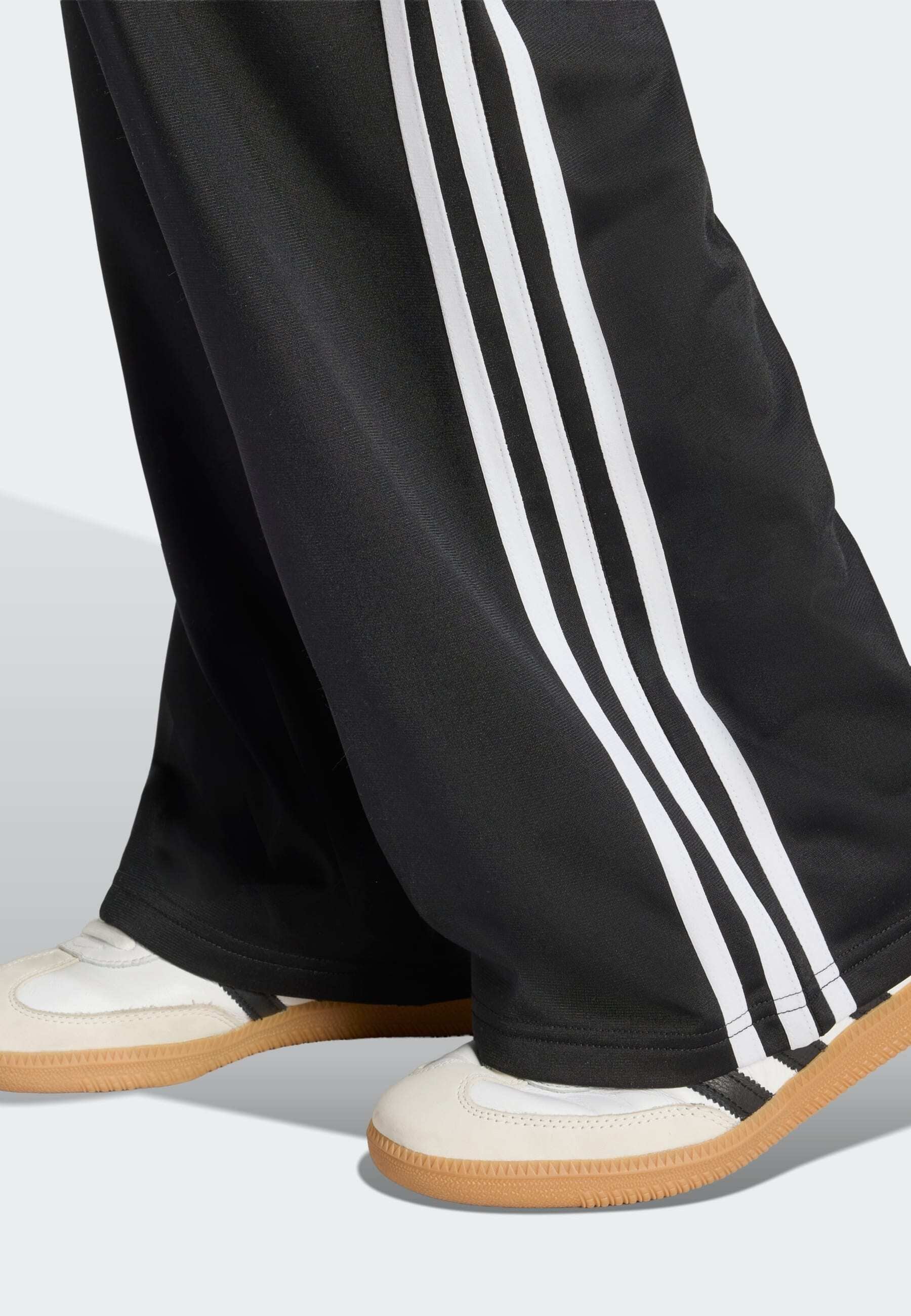 adidas Originals SMOCKED