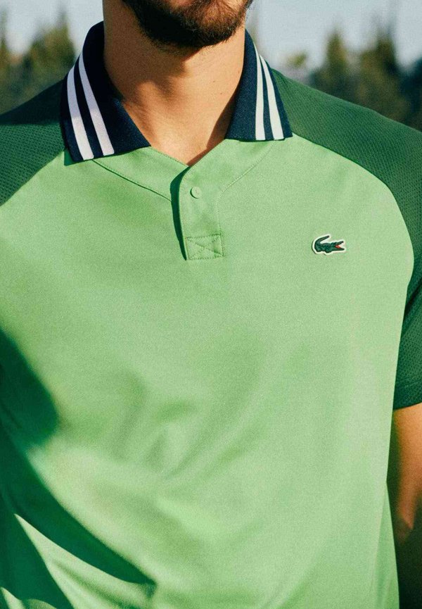 Lacoste Sport