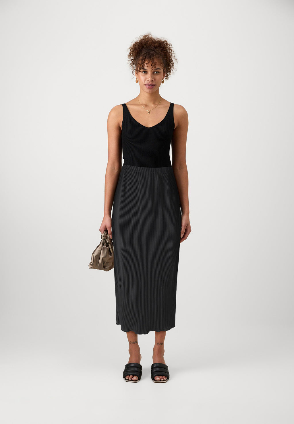 ONLKALYA PLISSE MIDI SKIRT  Media 2