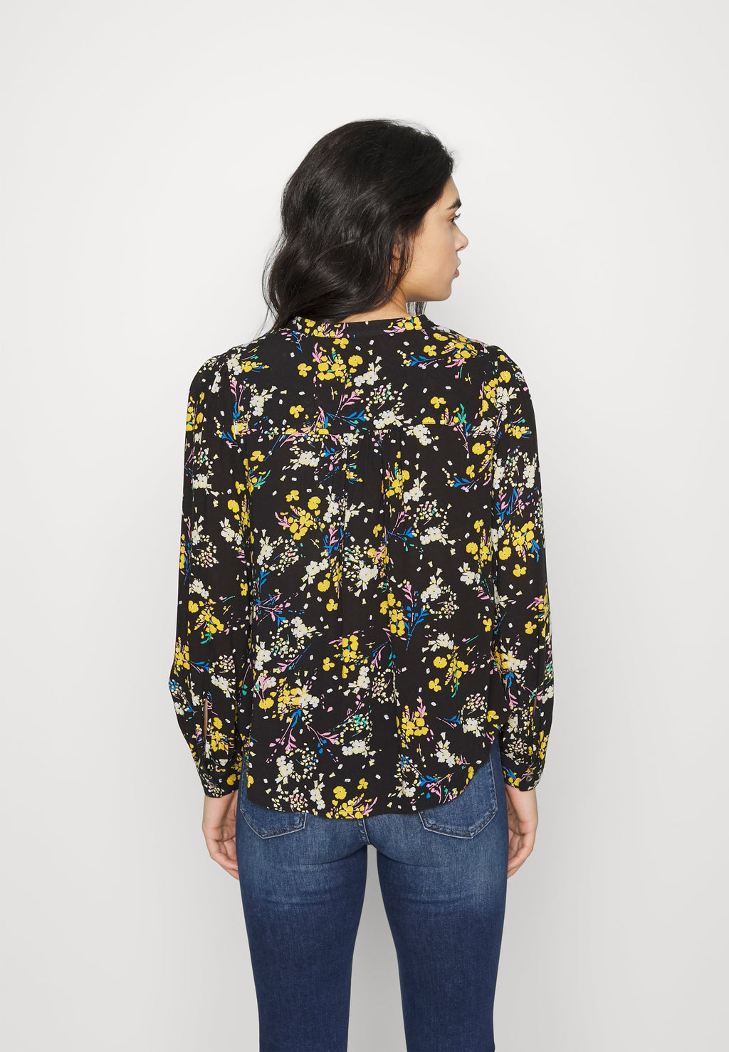 Marks & Spencer YOKE DETAIL
