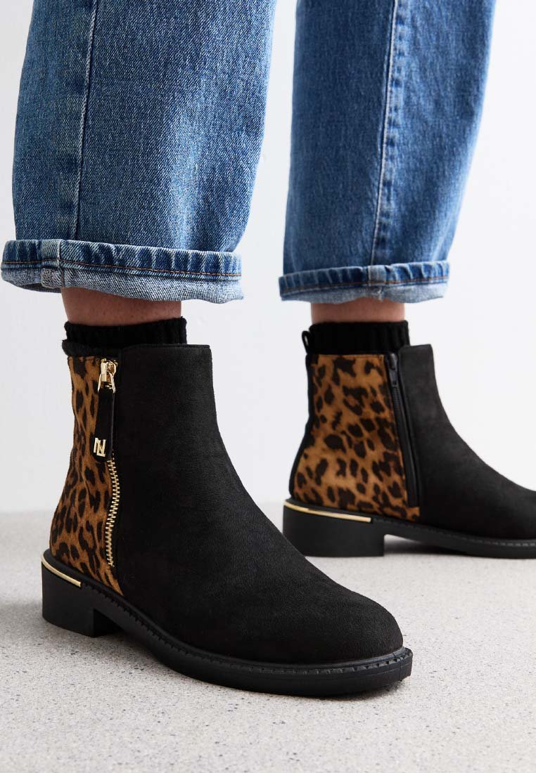 New Look SUEDETTE LEOPARD