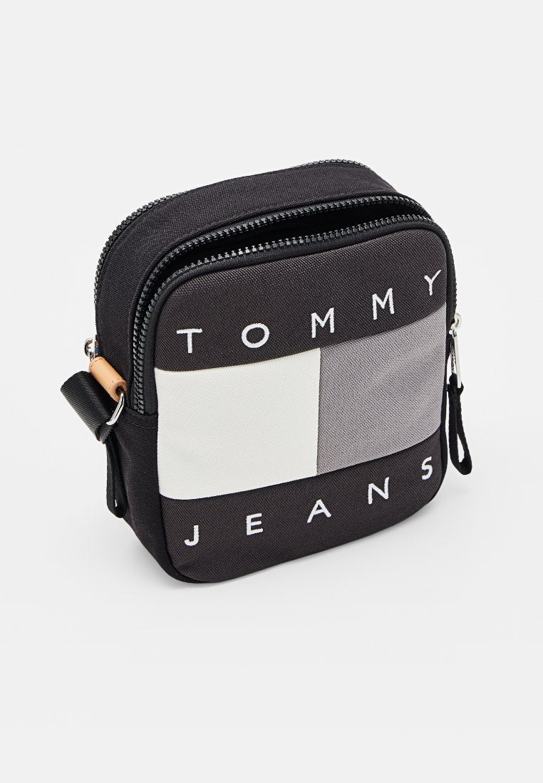 Tommy Jeans