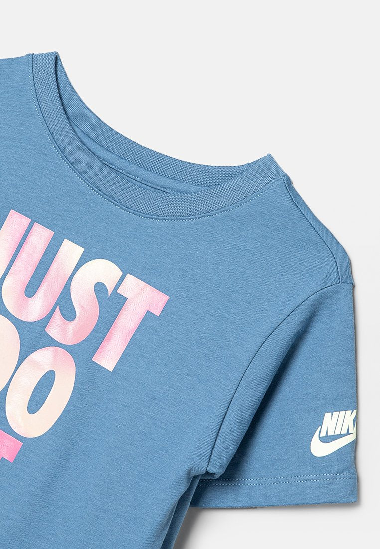 Nike Sportswear