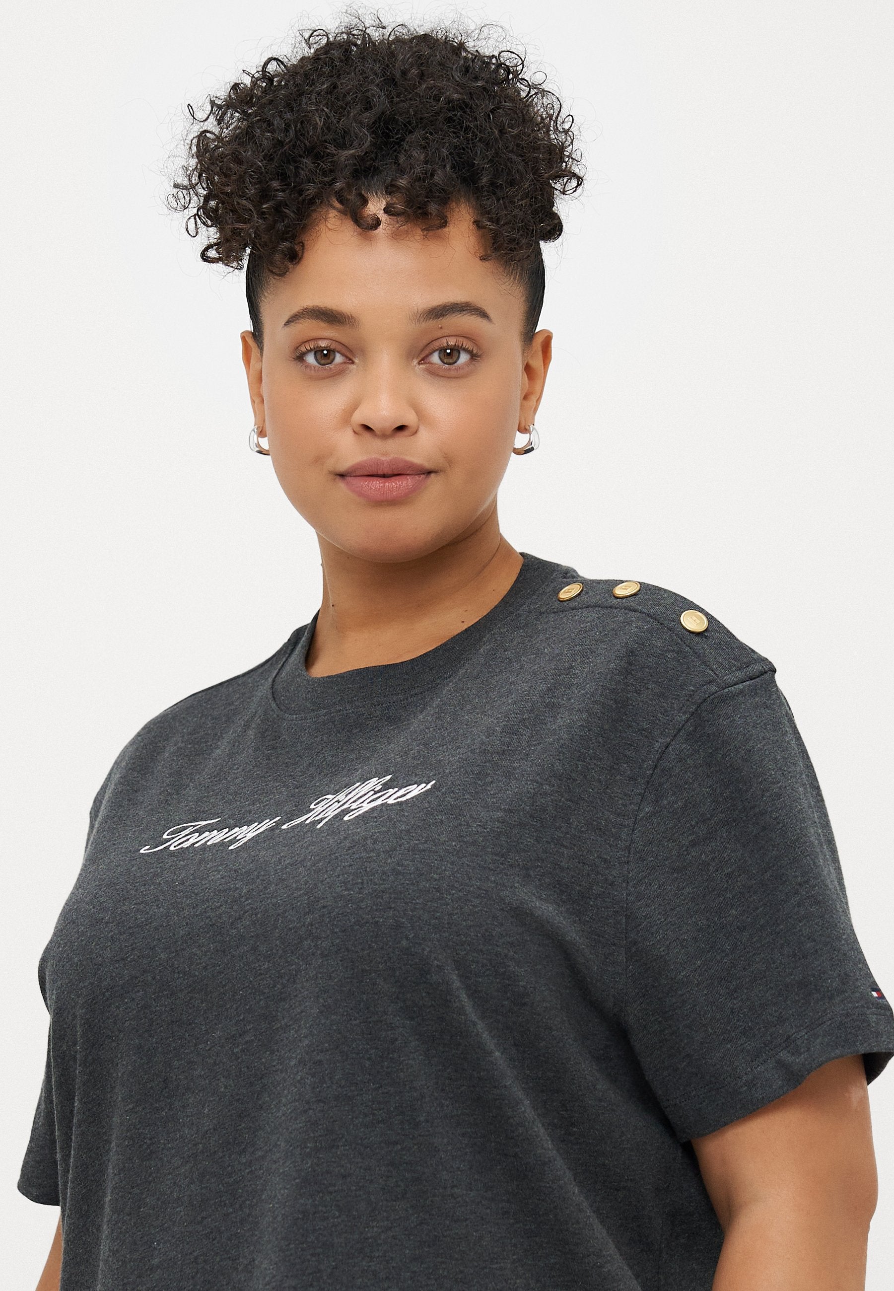 SCRIPT TEE Media 5