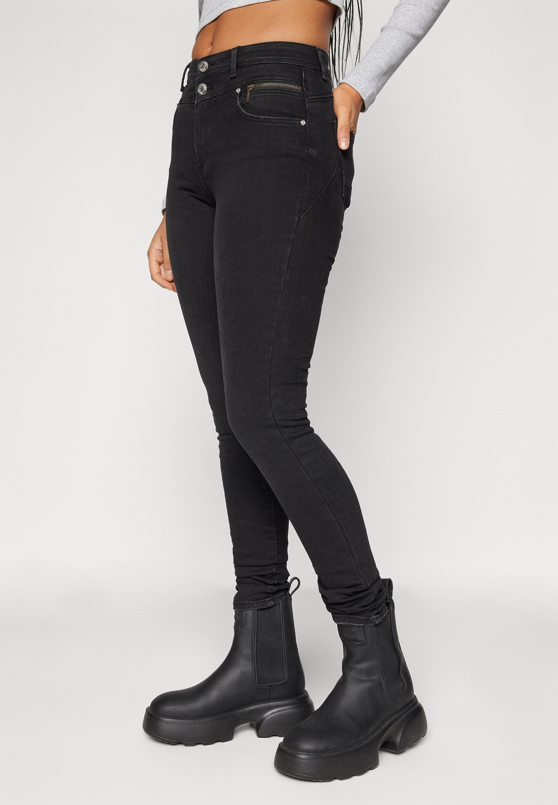 ONLDAISY YOKE ZIP Media 5