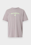 New Balance LINEAR GRAPHIC - Print T-shirt - truffle salt/afterglow