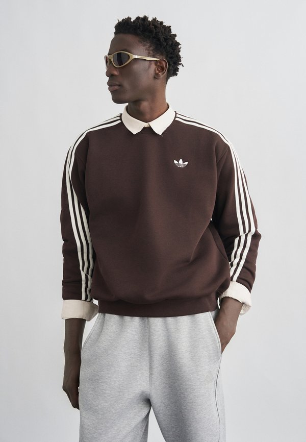adidas Originals CREW - Sweatshirt - aurora coffee/off white