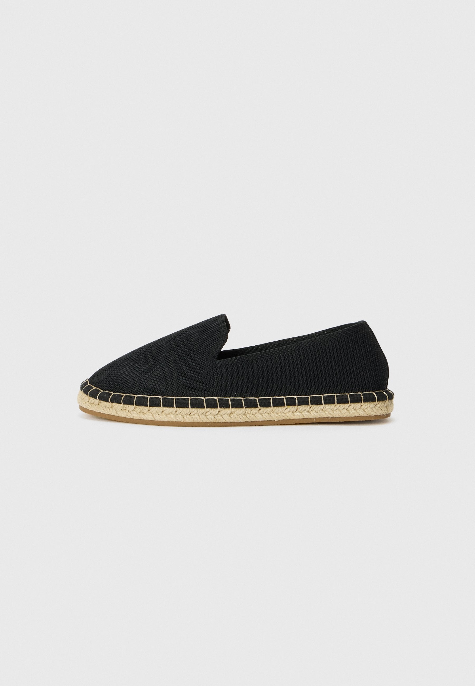 Anna Field