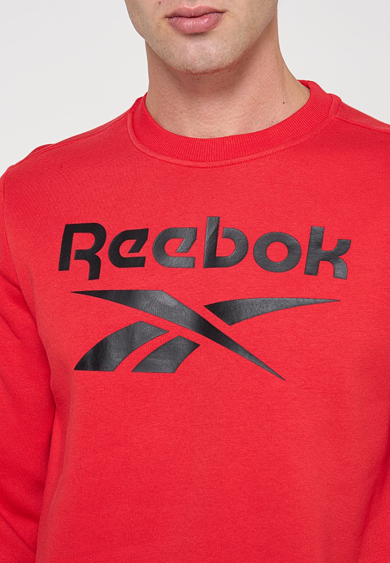 Reebok IDENTITY