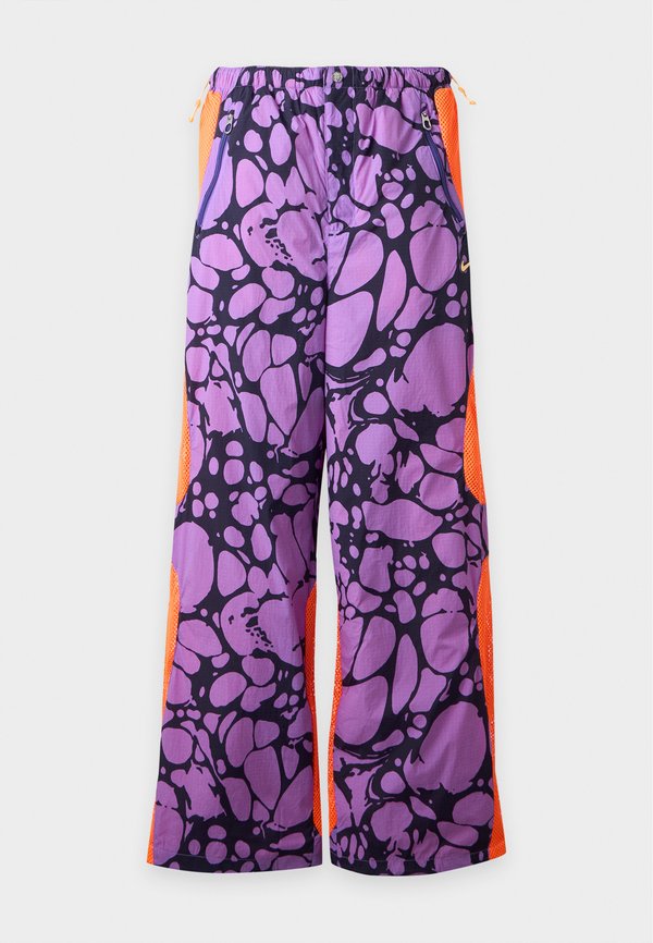 Nike Sportswear GOOEY TRACK PANT - Trousers - bright violet/total orange/tangerine tint