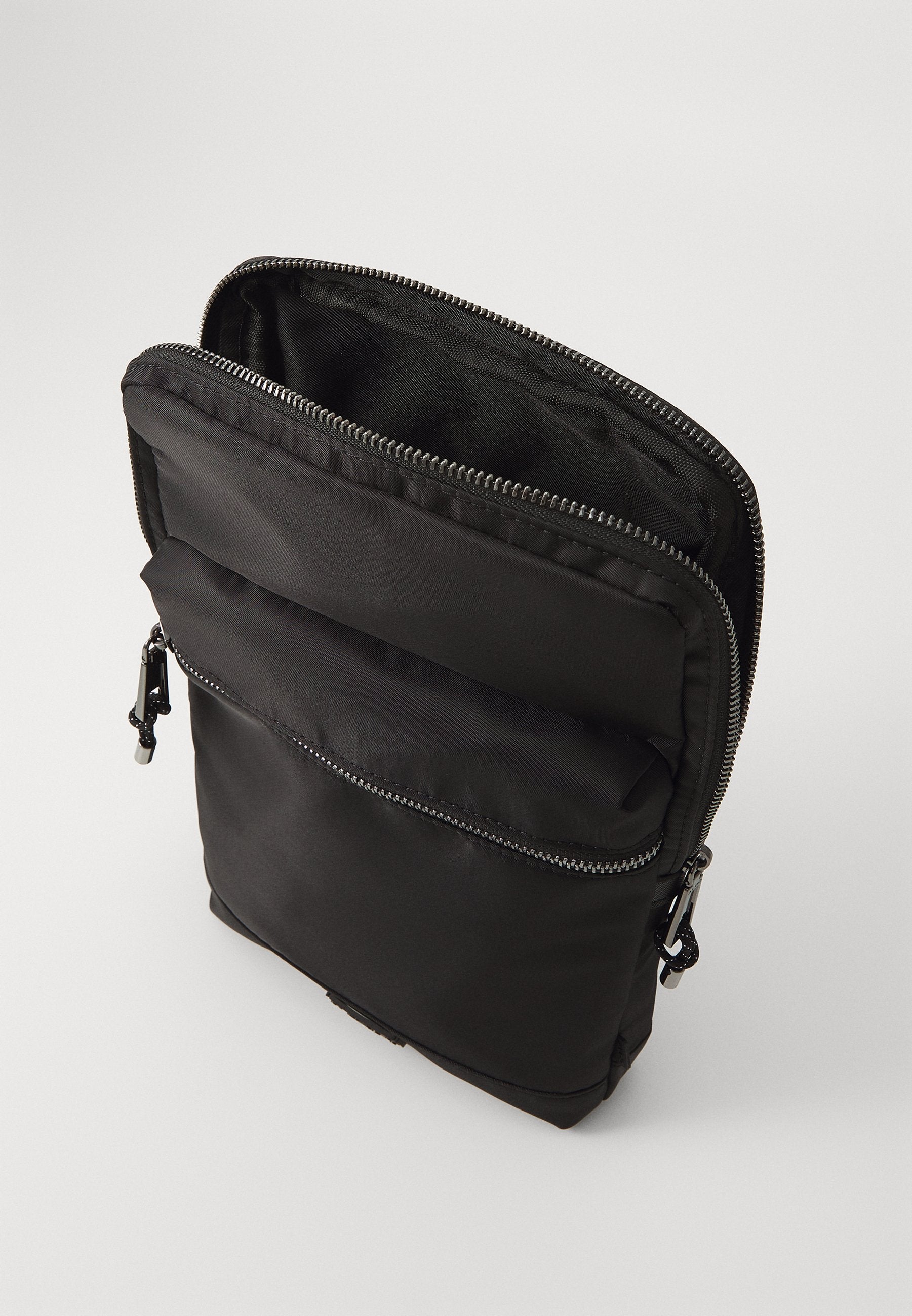 ALDO HEAKITH UNISEX
