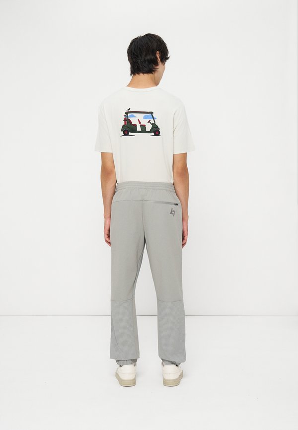 EA7 Emporio Armani