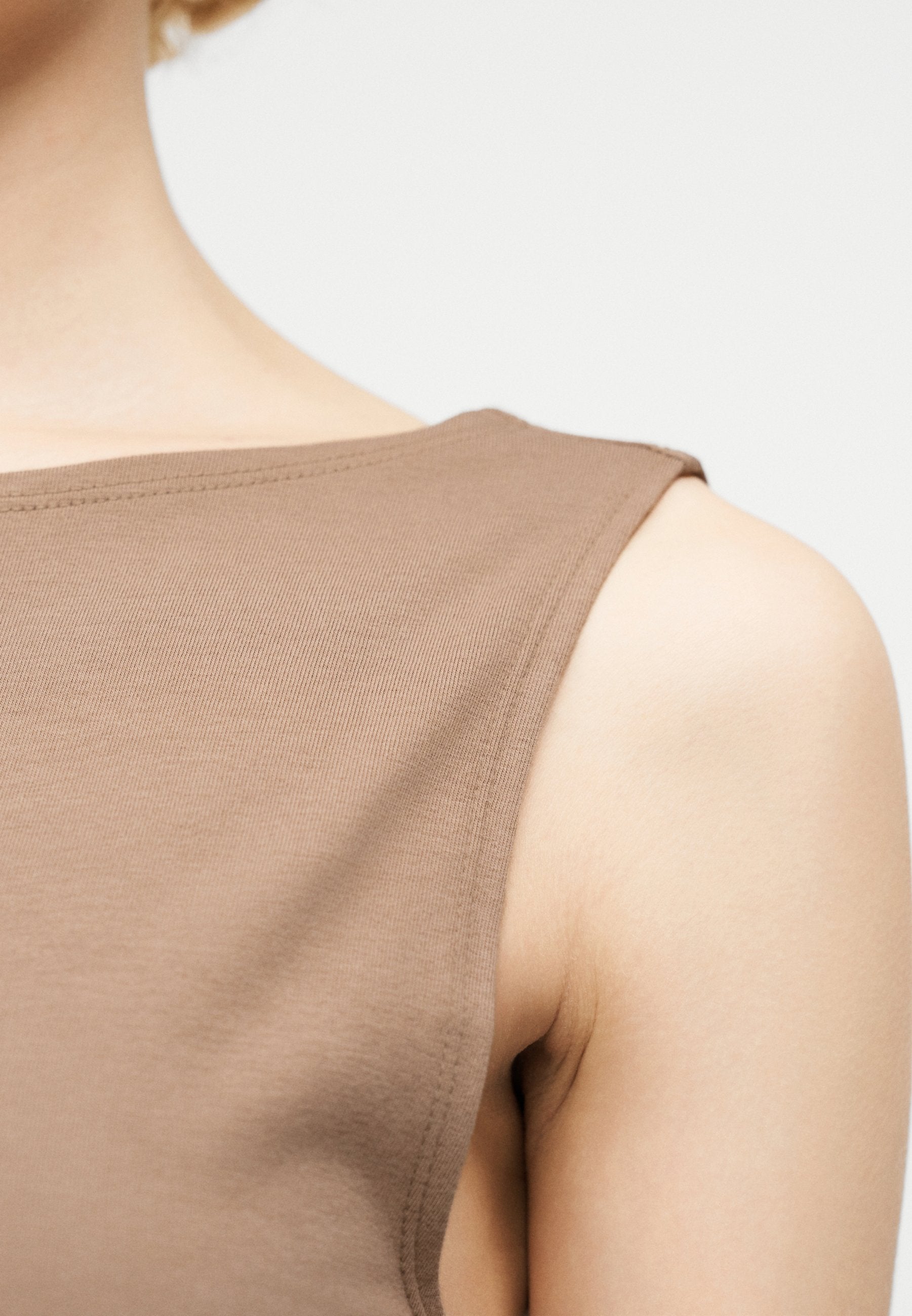 GAP BOATNECK TANK
