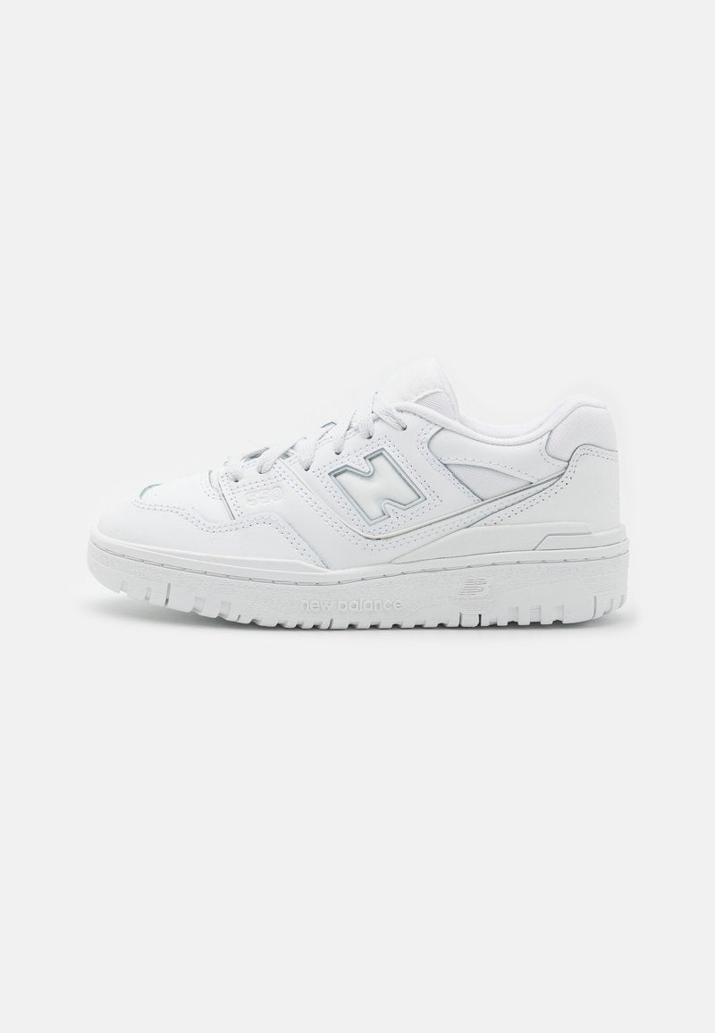 550 UNISEX Media 1