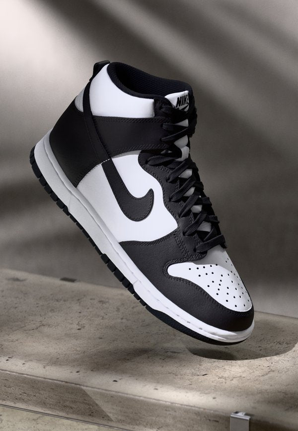 Nike Sportswear DUNK RETRO - High-top trainers - white/total orange/black