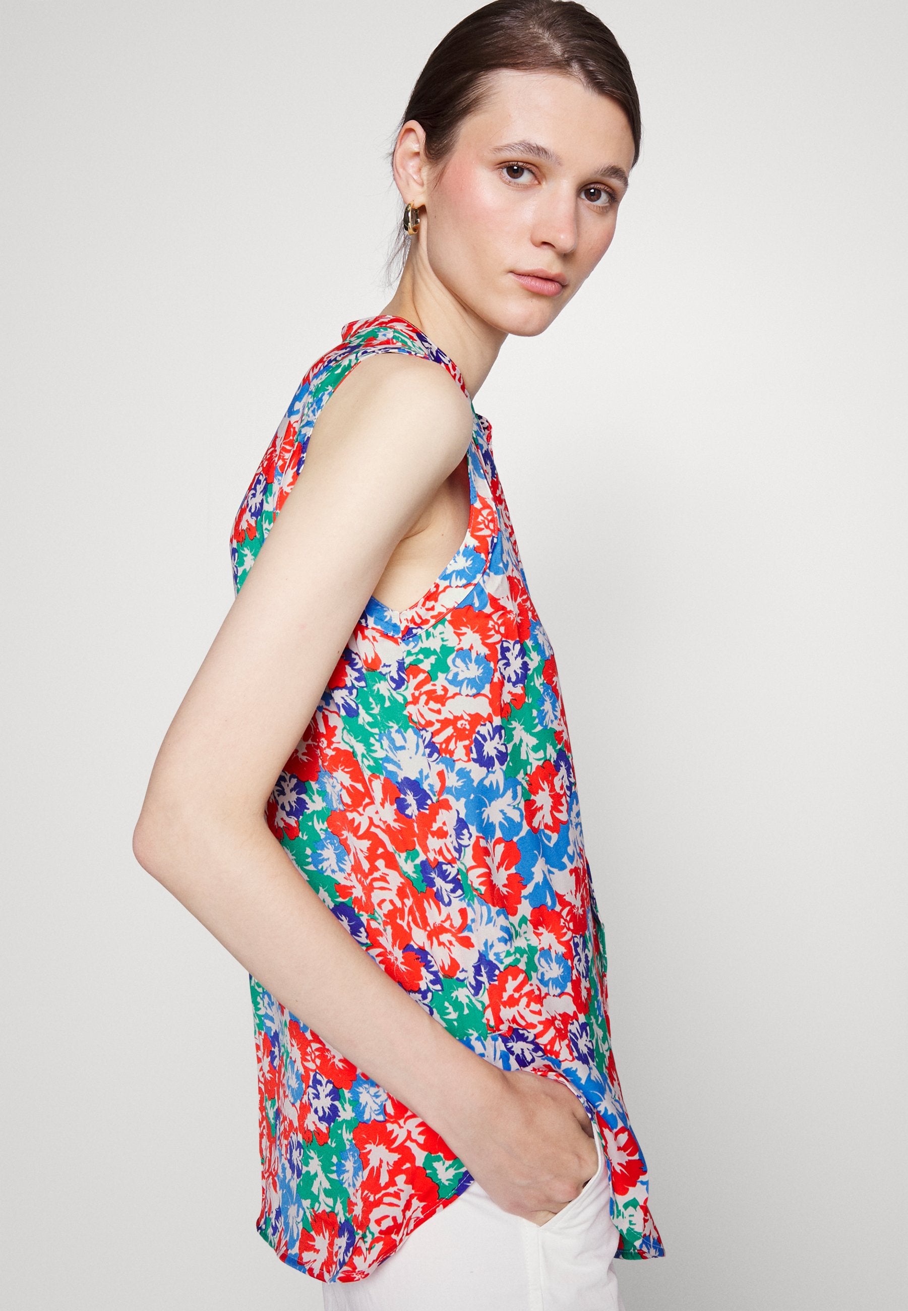 Marks & Spencer SLEEVELESS