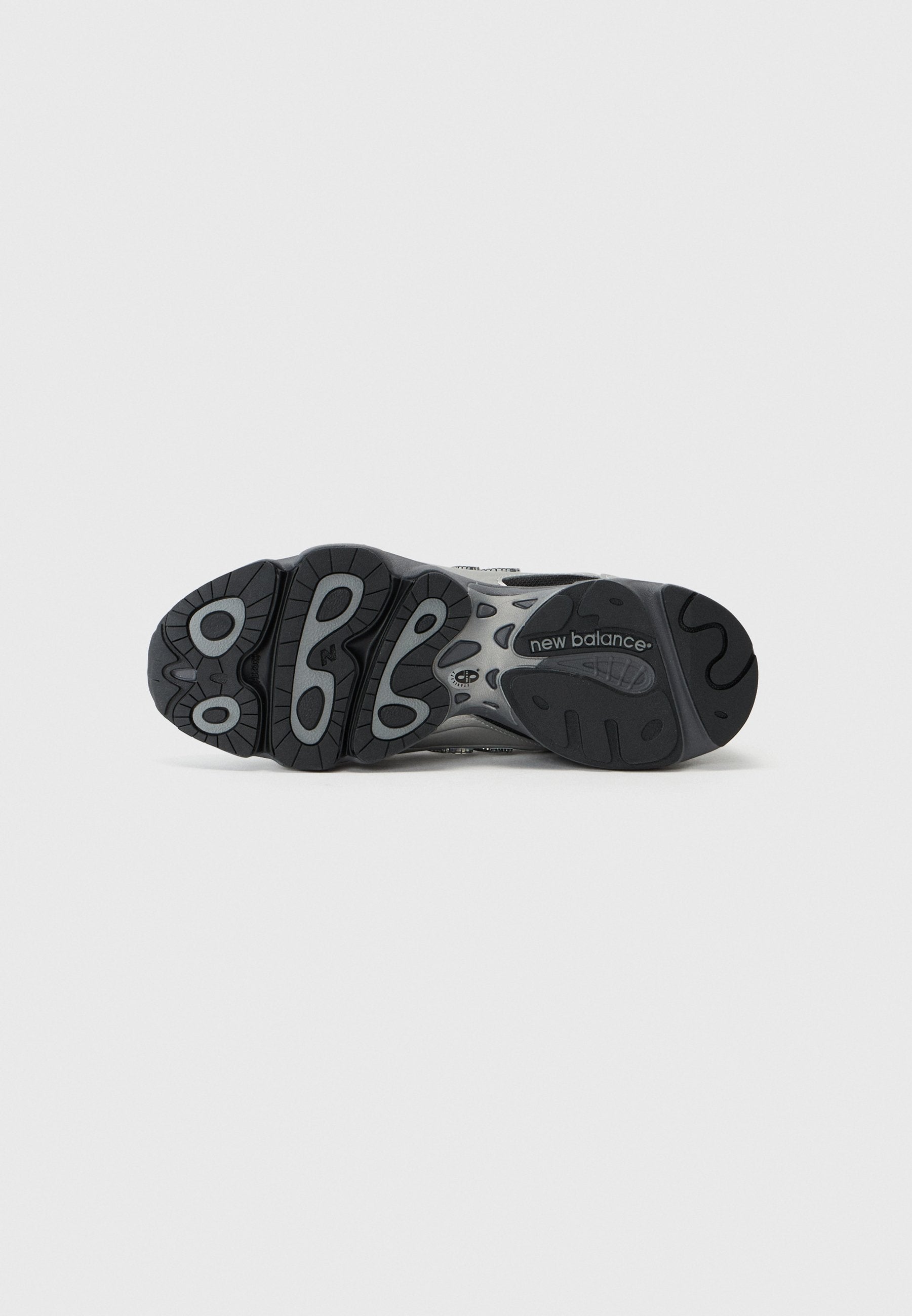 New Balance M1000 UNISEX