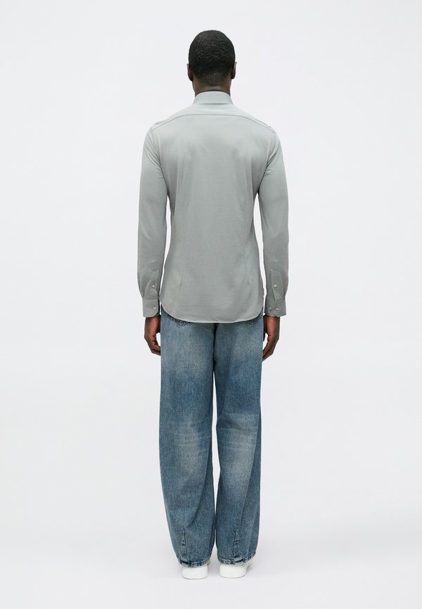 Michael Kors JAPANESE PERFORM SLIM SHIRT