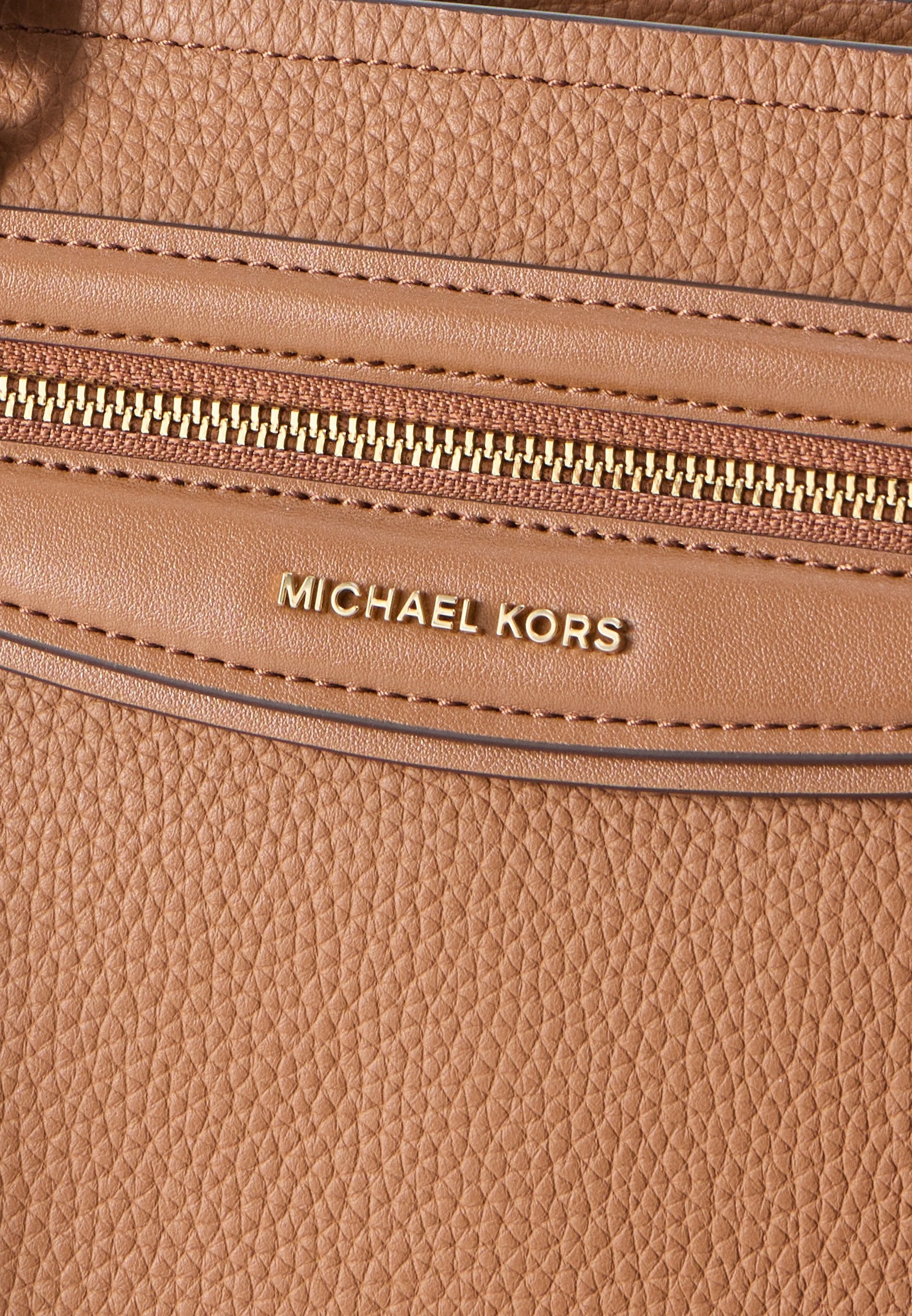 MICHAEL Michael Kors JET SET TRAVEL MD EW TZ TOTE