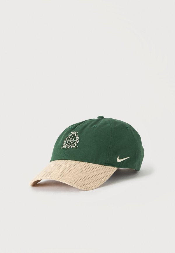 Nike Sportswear CLUB UNISEX - Cap - dark green/sand