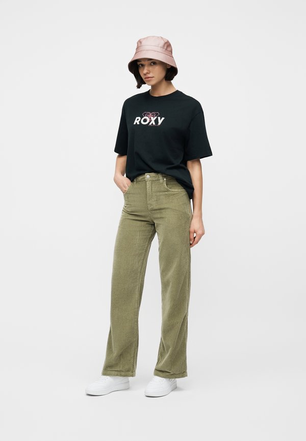 Roxy HANGLOOSE ART
