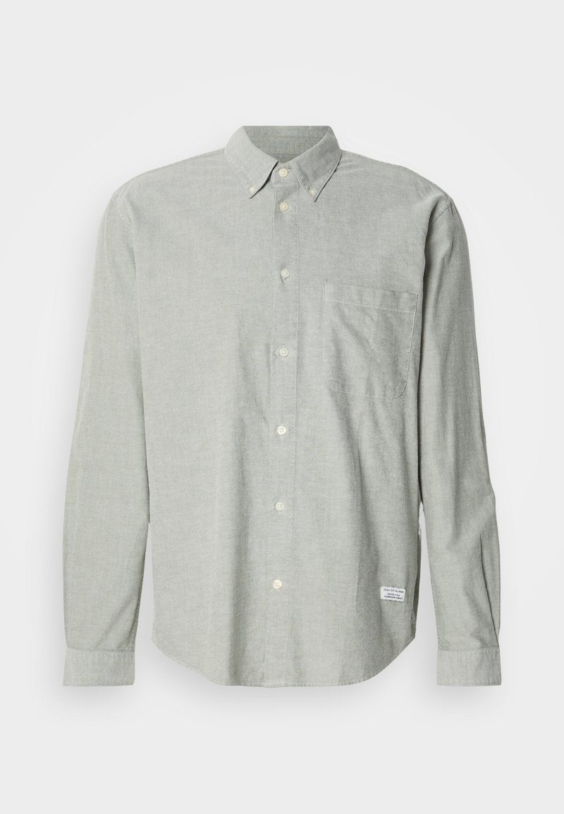 BUTTON DOWN Media 1