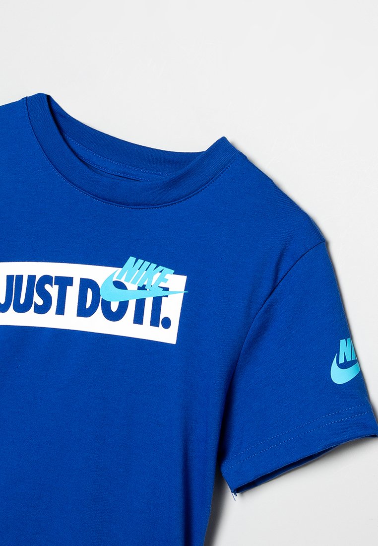 Nike Sportswear