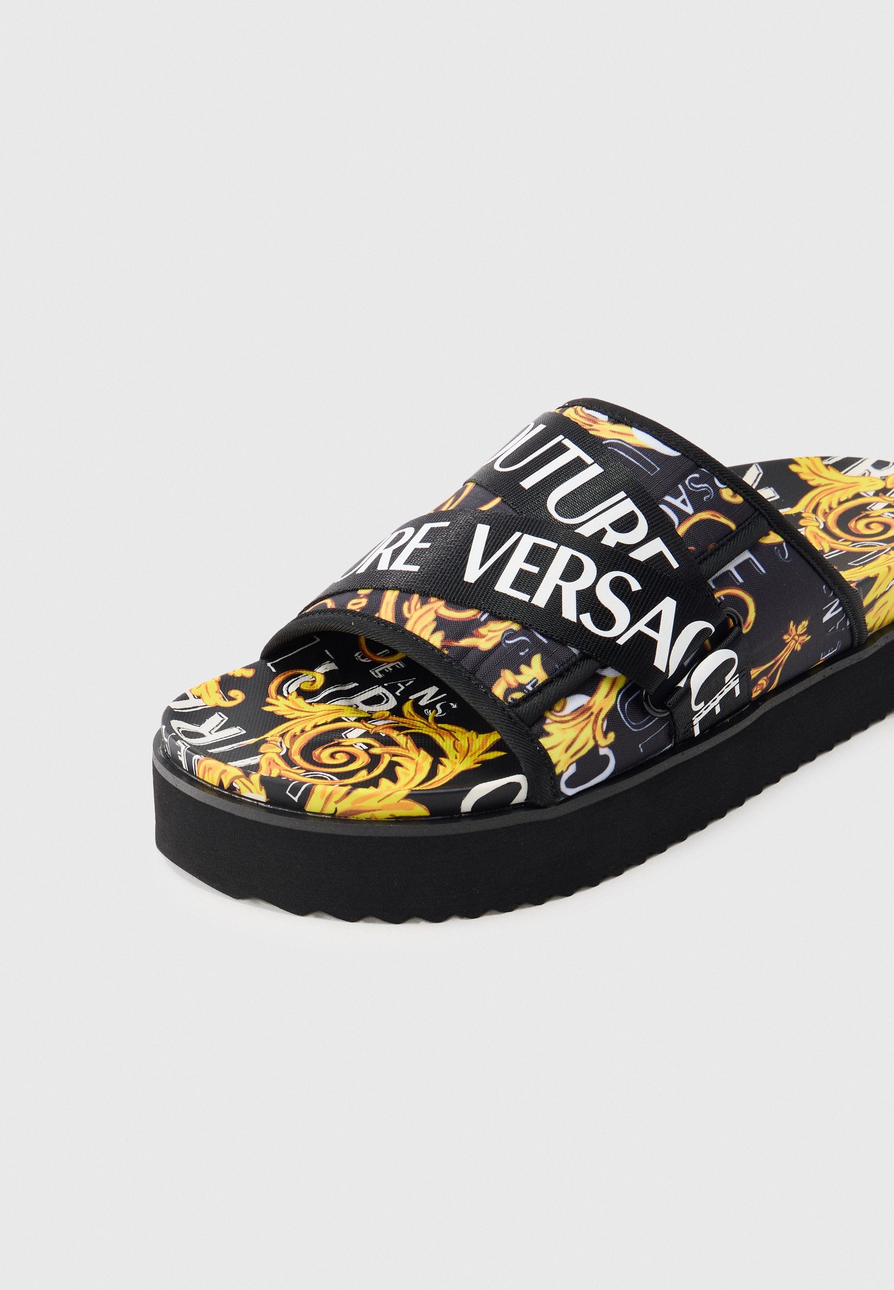 Versace Jeans Couture