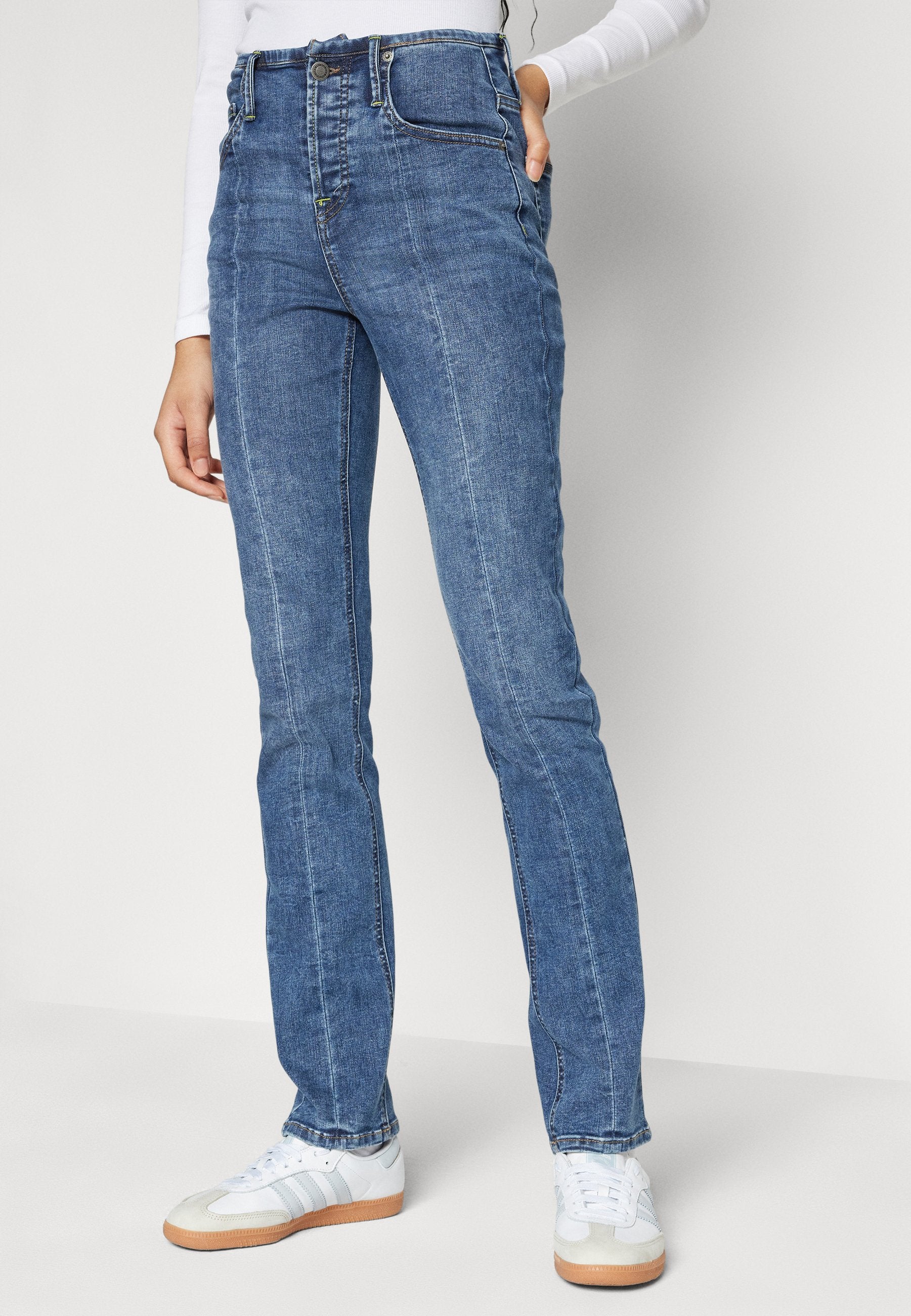 ONLWAUW PEARL SLIM Media 5