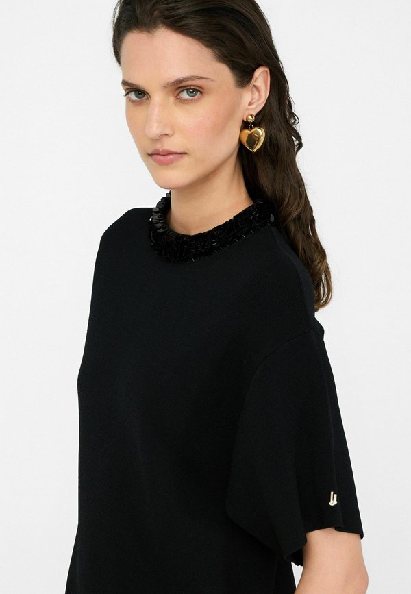 LIU JO WITH SEQUINS