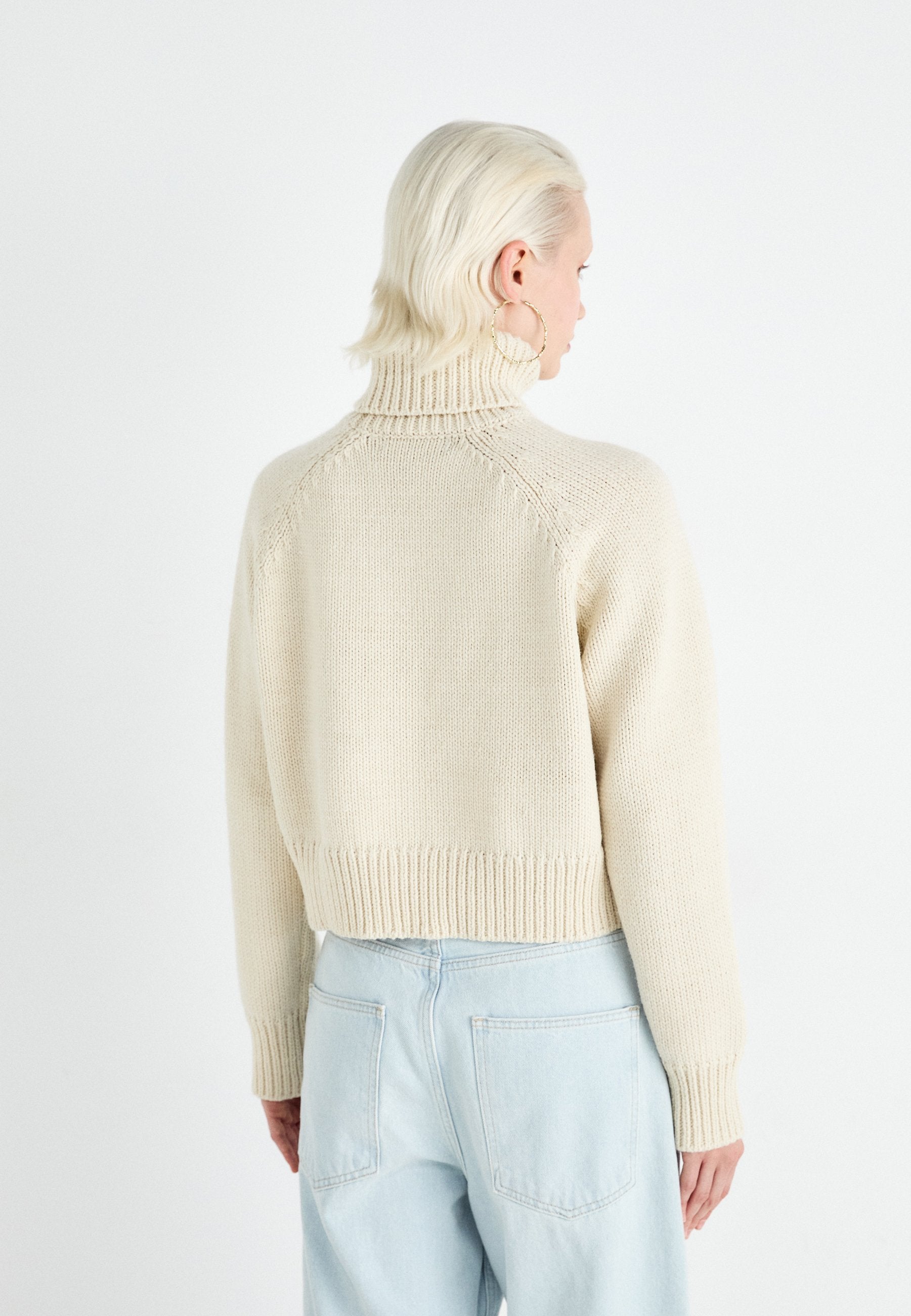 Vero Moda VMMIRANDA ROLLNECK SHORT
