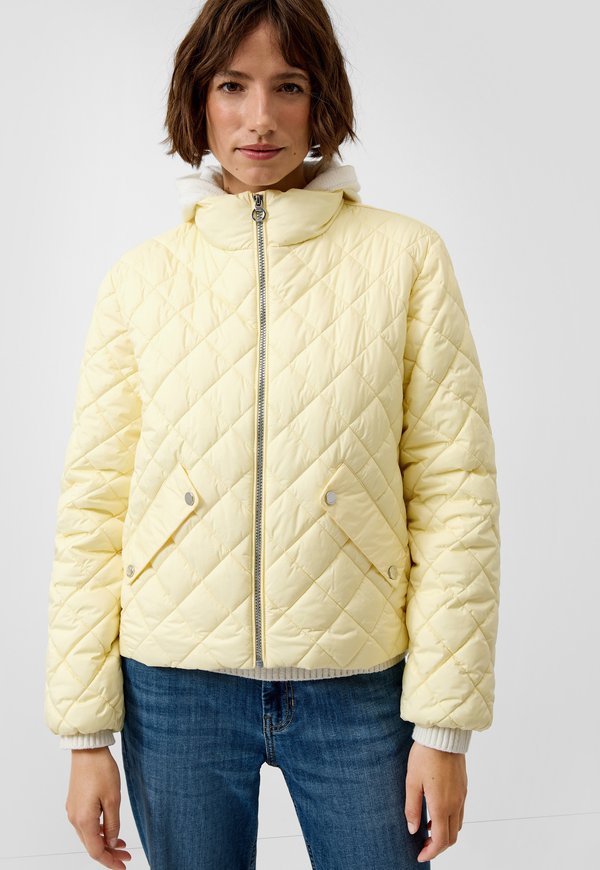 s.Oliver Winter jacket - hellgelb