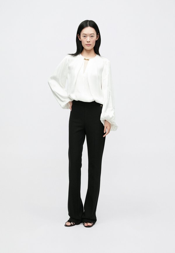MARCIANO BY GUESS STRAIGHT