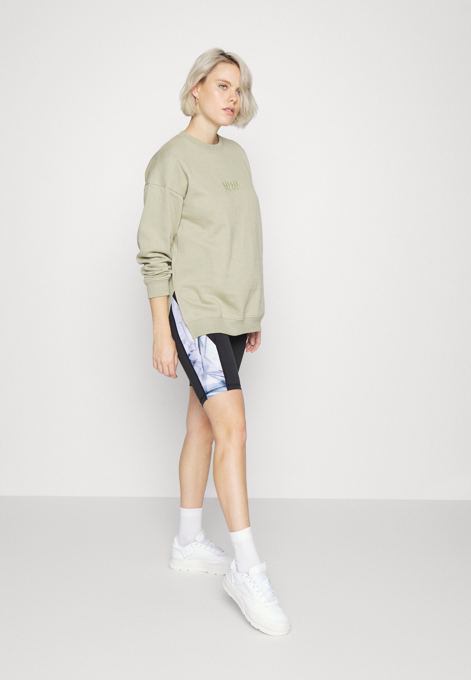 Reebok LUX SHORT
