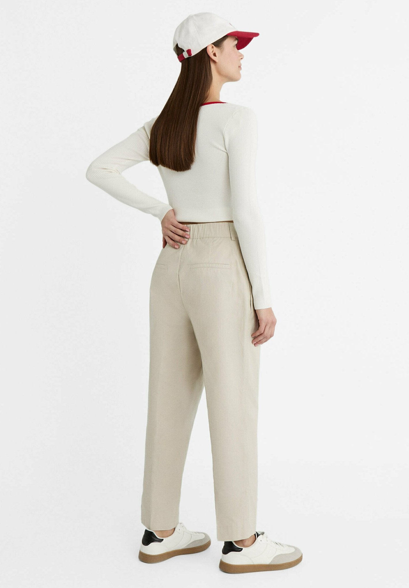 Stradivarius CARROT FIT WITH DARTS DETAIL