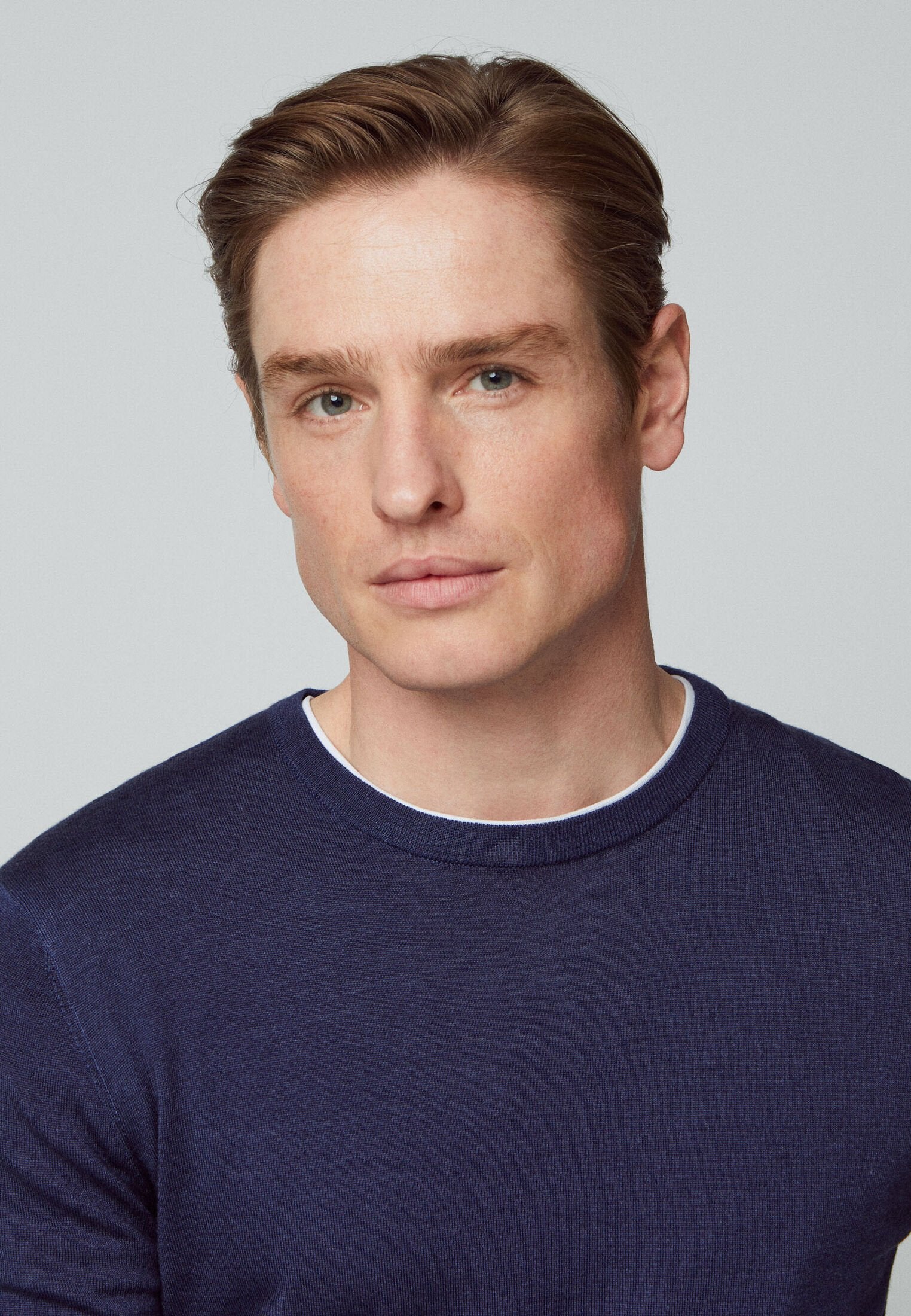 Hackett London  CREW