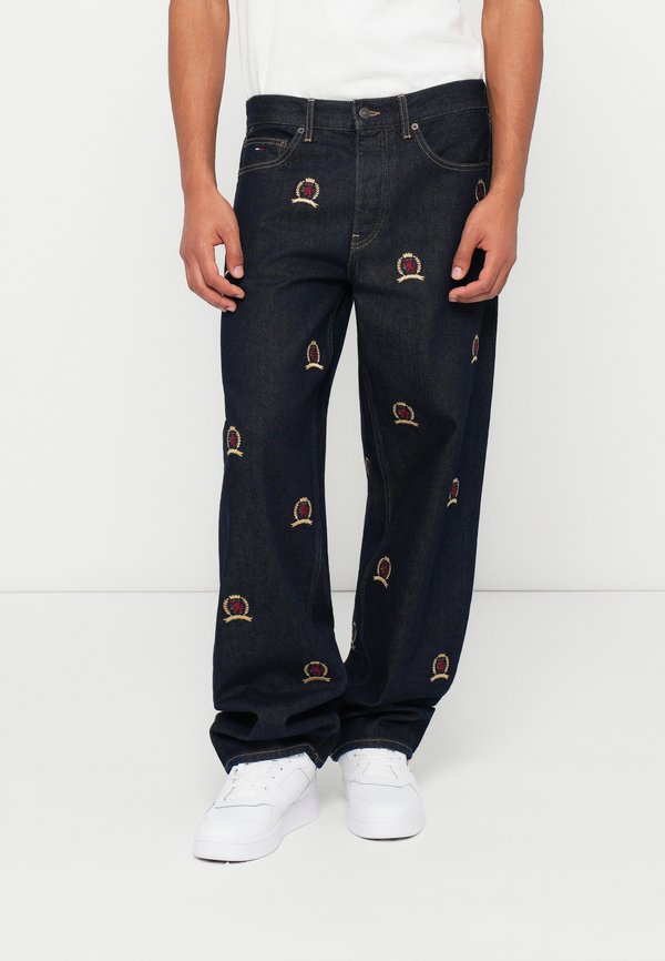 Tommy Jeans JAIMIE EMBROIDERY RELAXED STRAIGHT LEG JEANS