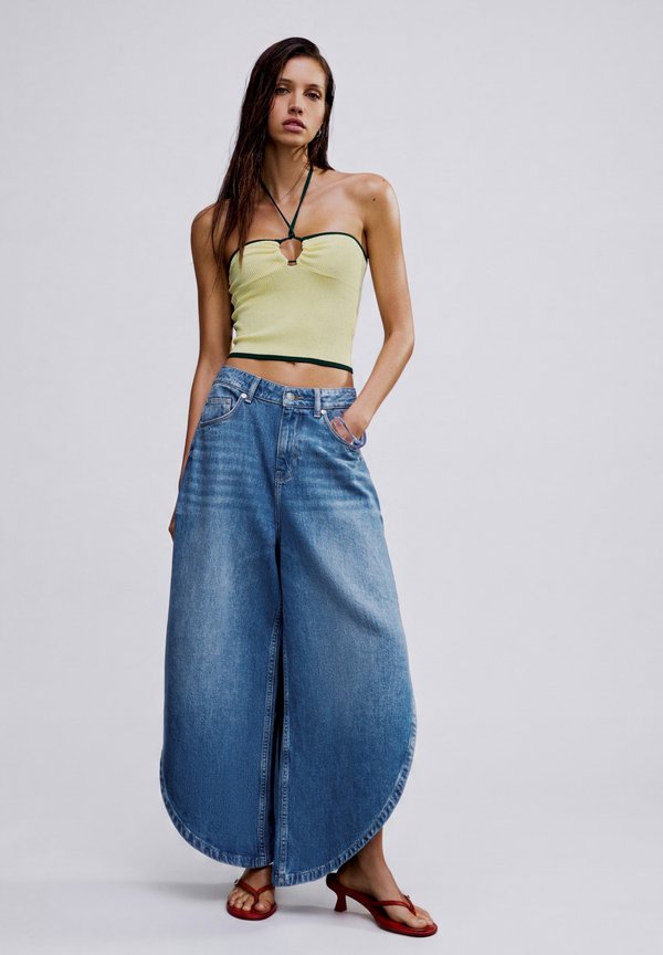Bershka Wide Leg - light blue