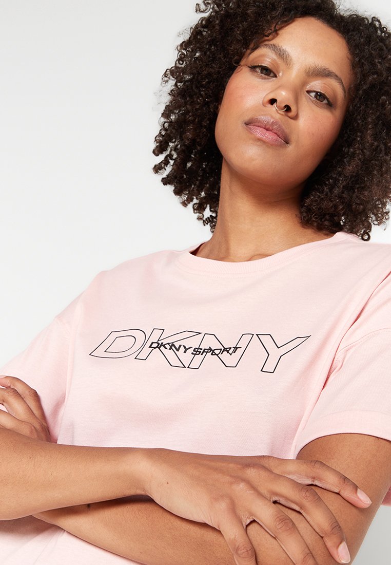 DKNY Sport