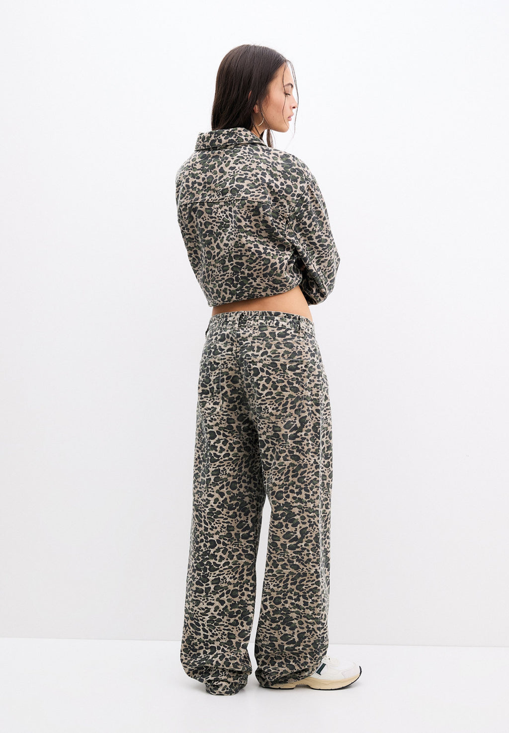 PULL&BEAR BAGGY
