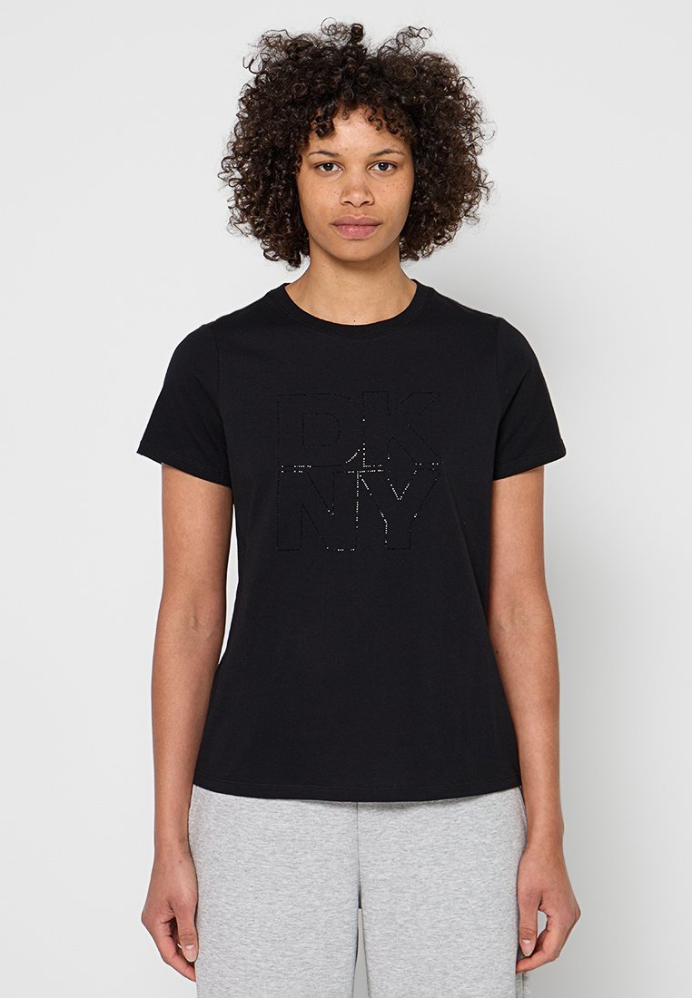 DKNY Sport