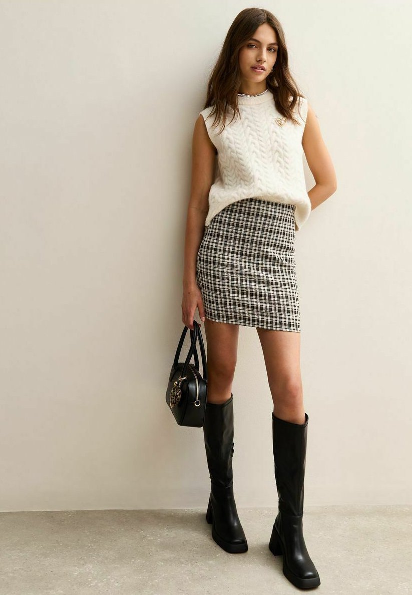 New Look JACQUARD CHECK TUBE MINI