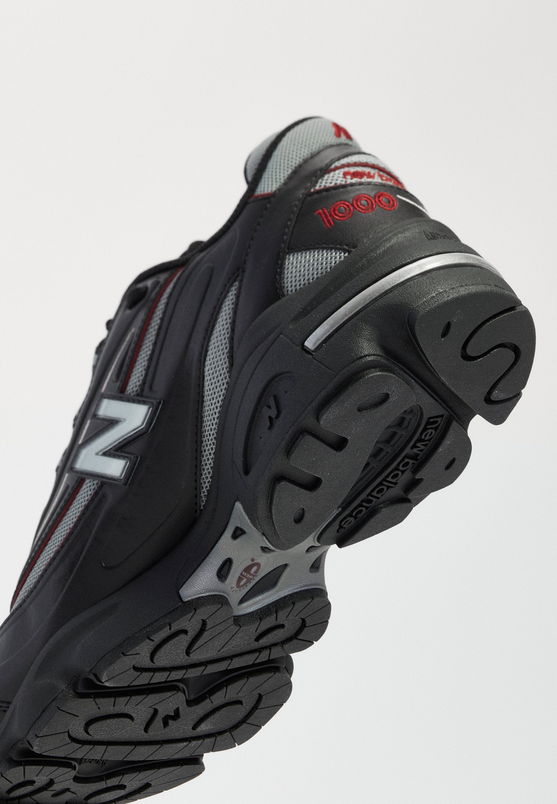 New Balance M1000 UNISEX