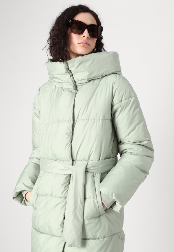 Vero Moda Tall VMDINAKATE JACKET