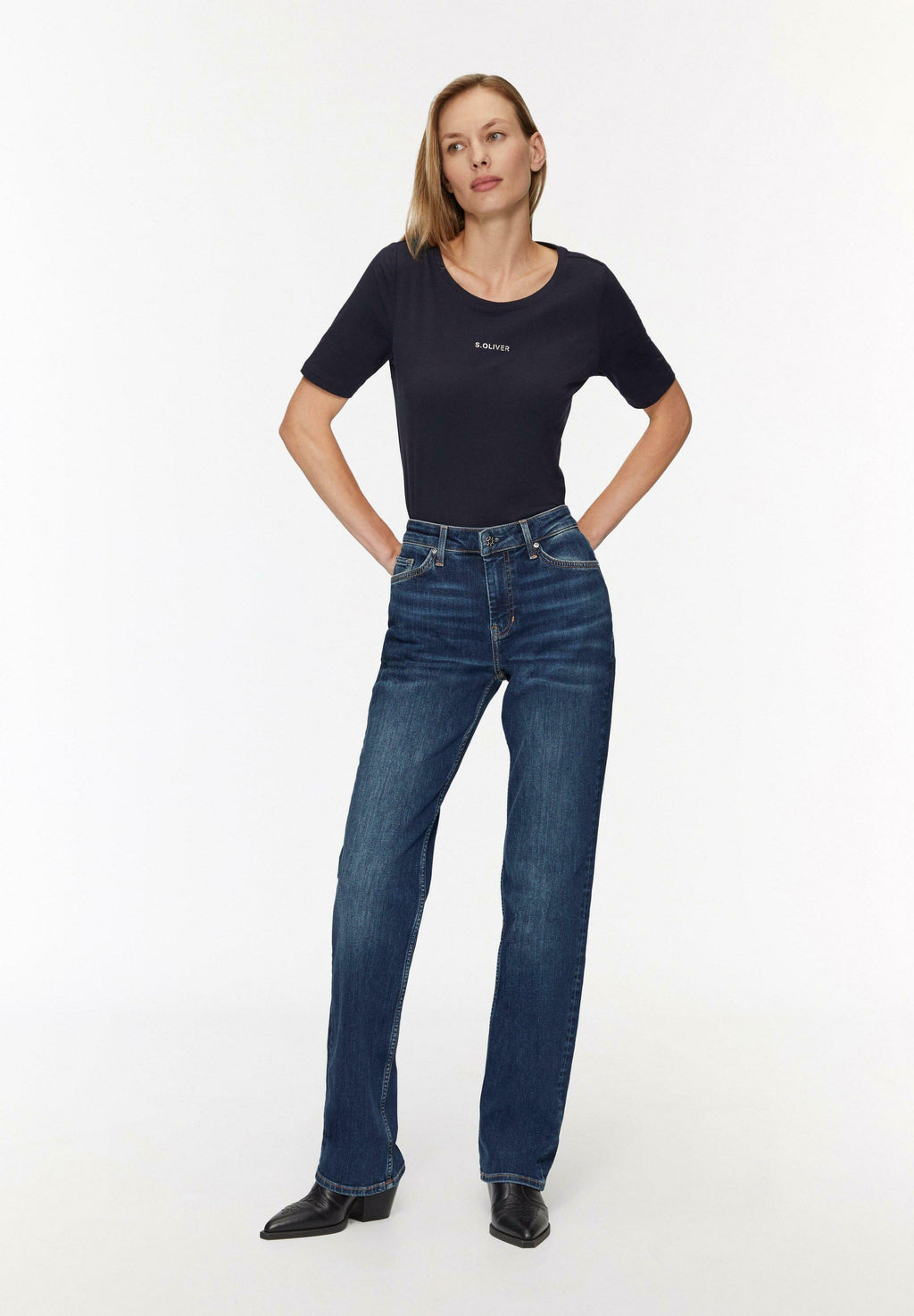 KAROLIN REGULAR FIT Media 2