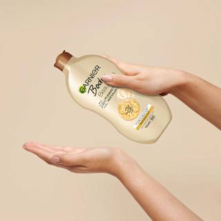 Körpermilch pflegend mit Ölen GARNIER Body