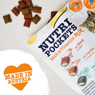 Katzenleckerli mit Rind, Lachs & Katzenminze, Nutri Pockets Malz-Vitamin Mix  GimCat