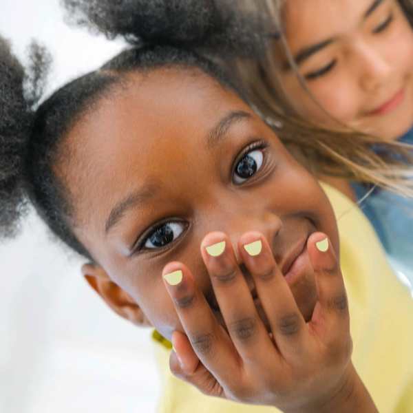 Nagellack Kids Plant Based 06 Yellow Lemon gitti