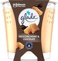 Duftkerze im Glas Indulging Honey & Chocolate 112 g glade